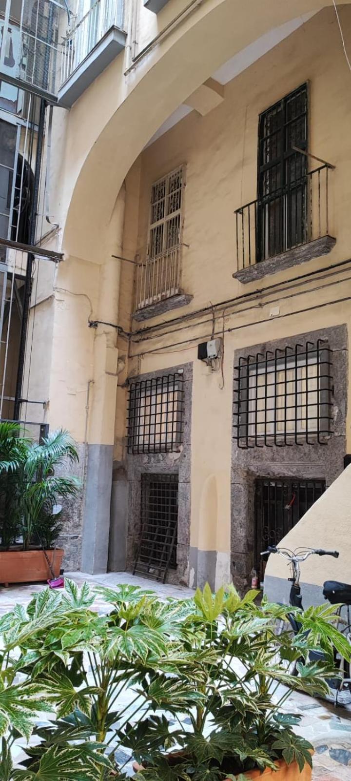 La Chicca Appartamento Intero Nei Quartieri Spagnoli Naples Luaran gambar