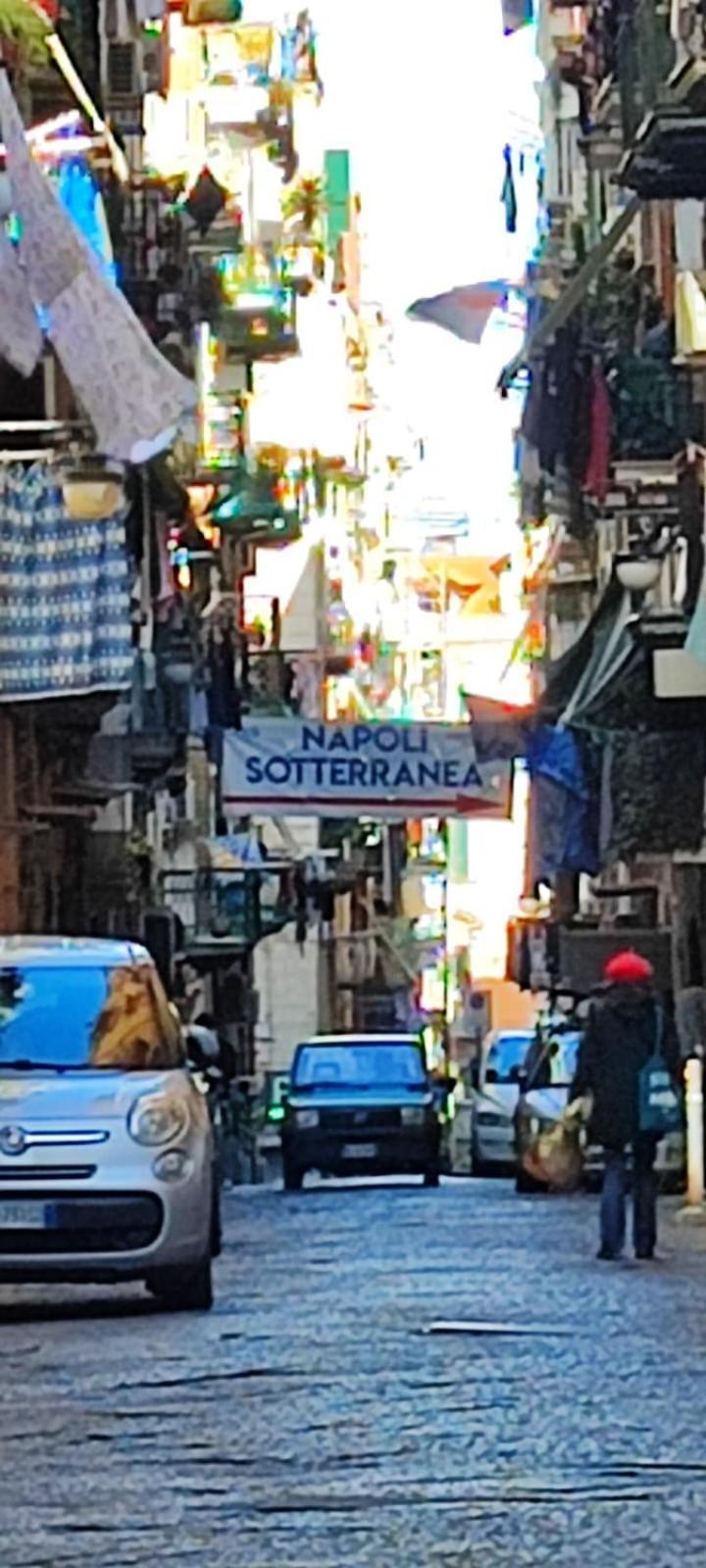 La Chicca Appartamento Intero Nei Quartieri Spagnoli Naples Luaran gambar